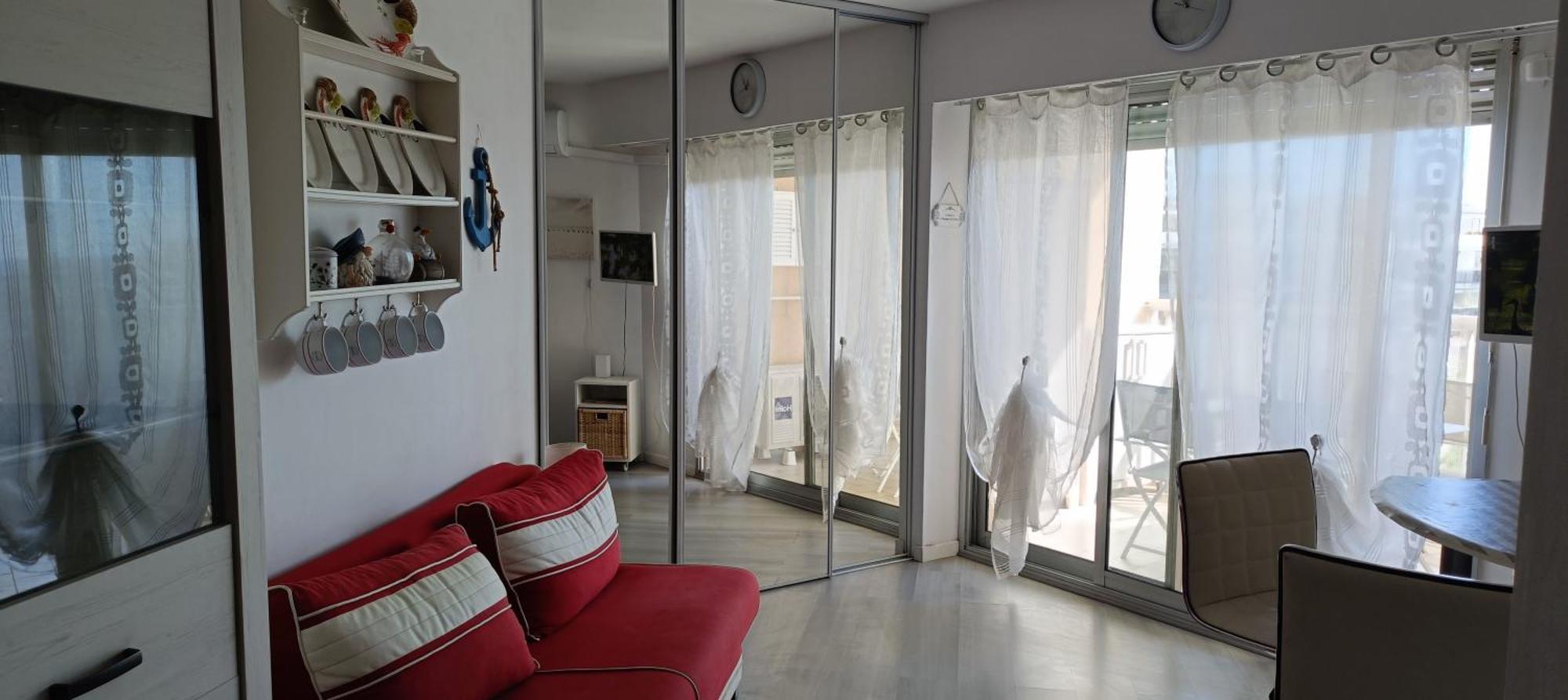 Charmant Studio A Cros De Cagnes Exterior photo